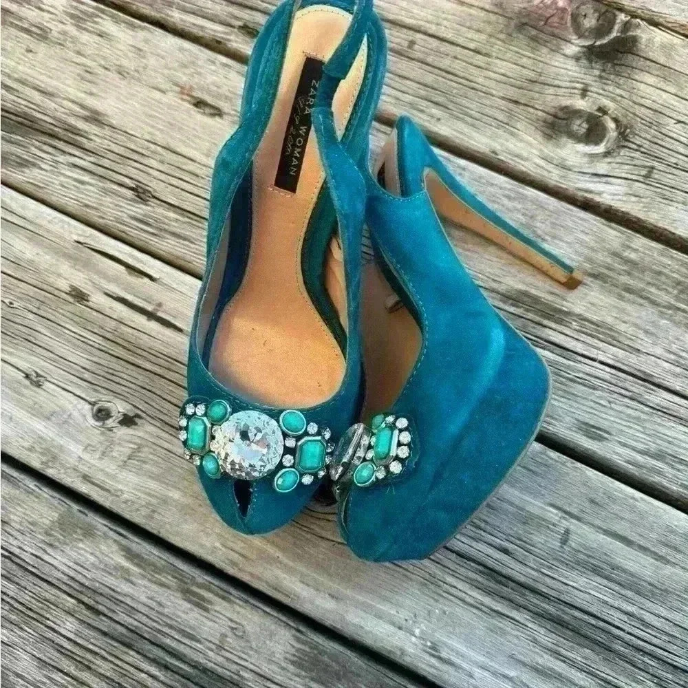 ZARA beautiful one of a kind high heel shoes. Sling back, platform  sand… - Picture 4 of 6